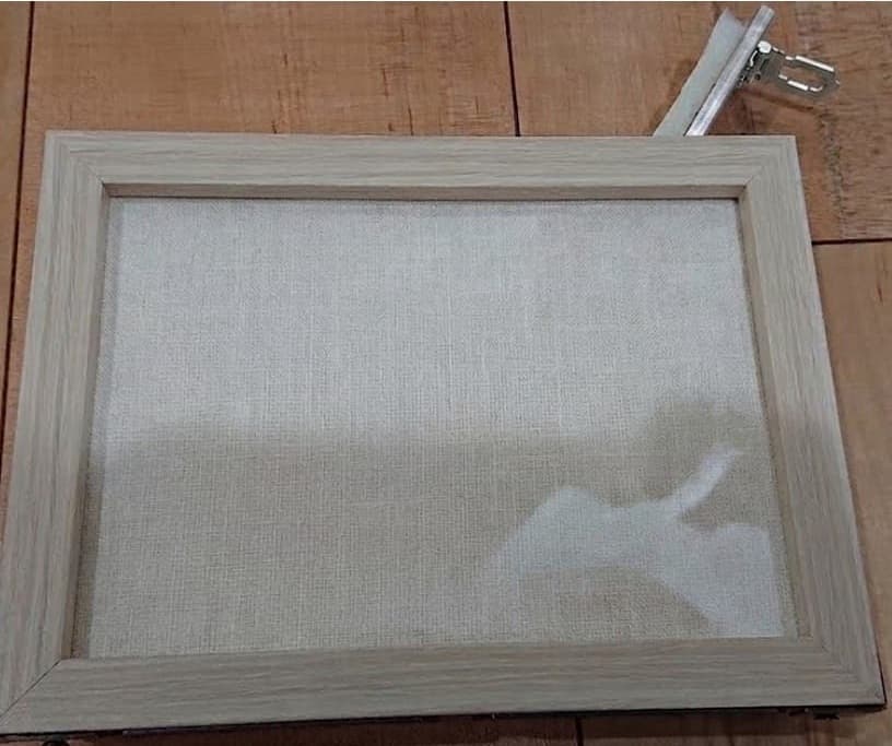 手作りの操作パネルカバー。壊される前の写真